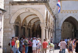 Palača Sponza u Dubrovniku - Izložba Velimira Trnskog