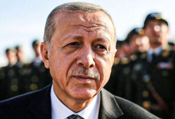 Erdogan - Grupiranje vojske na granici Sirije